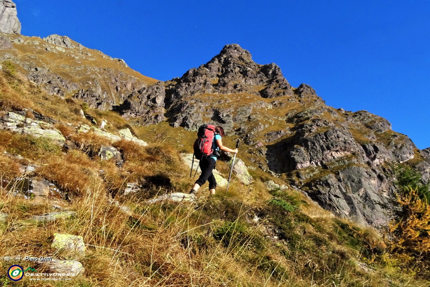 30 Bella vista sul Pizzo di Giacomo (2184 m).JPG -                                
